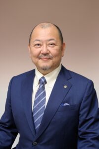 税理士法人 れいめい塩倉　宏（32期）